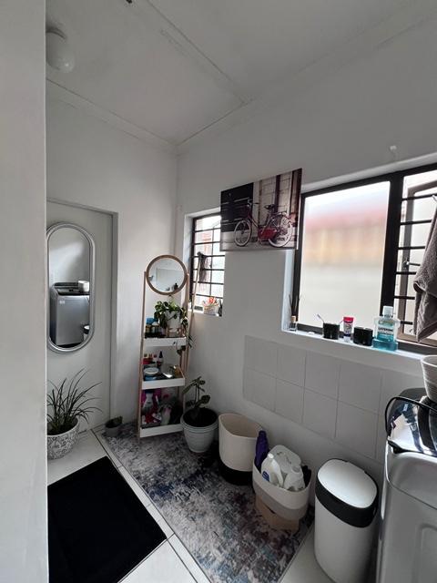 To Let 2 Bedroom Property for Rent in Pine Acres Western Cape